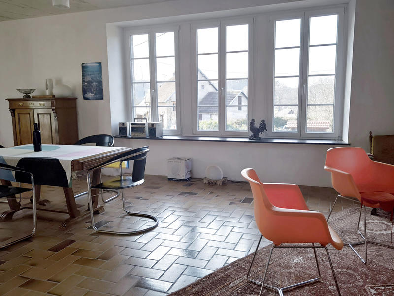 Maison - 225 m² - 7 pièces