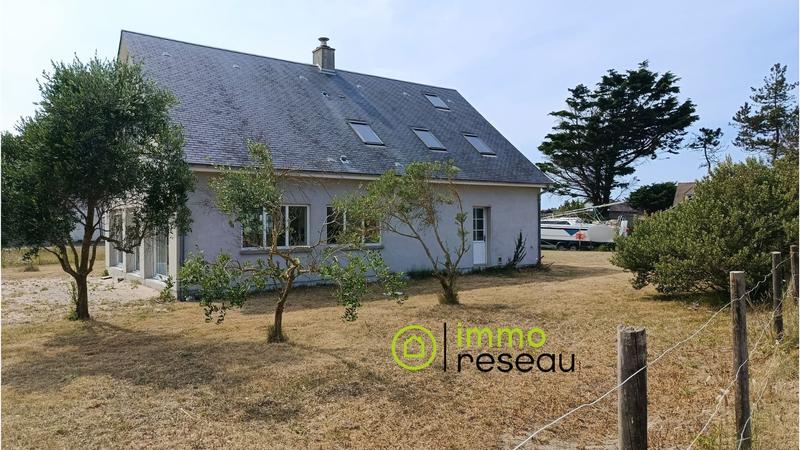 Maison - 196 m² - 8 pièces