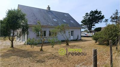 Maison - 196 m² - 8 pièces