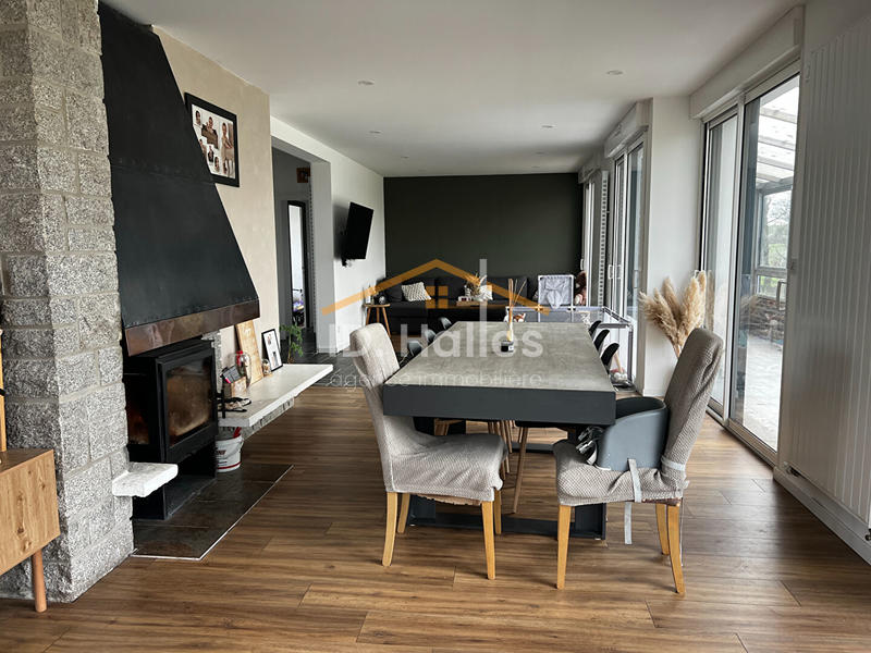 Maison - 170 m² - 7 pièces