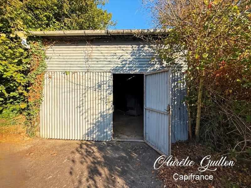 Maison - 250 m² - 15 pièces