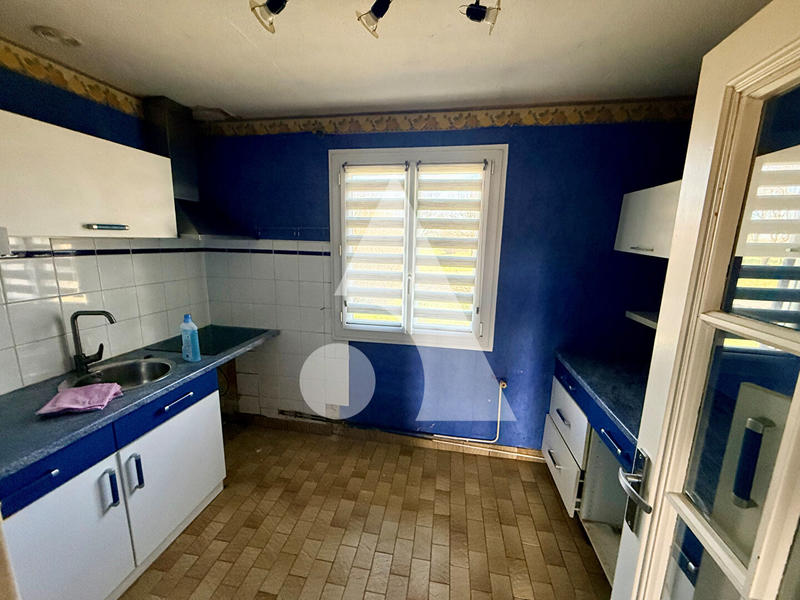 Maison - 90 m² - 5 pièces