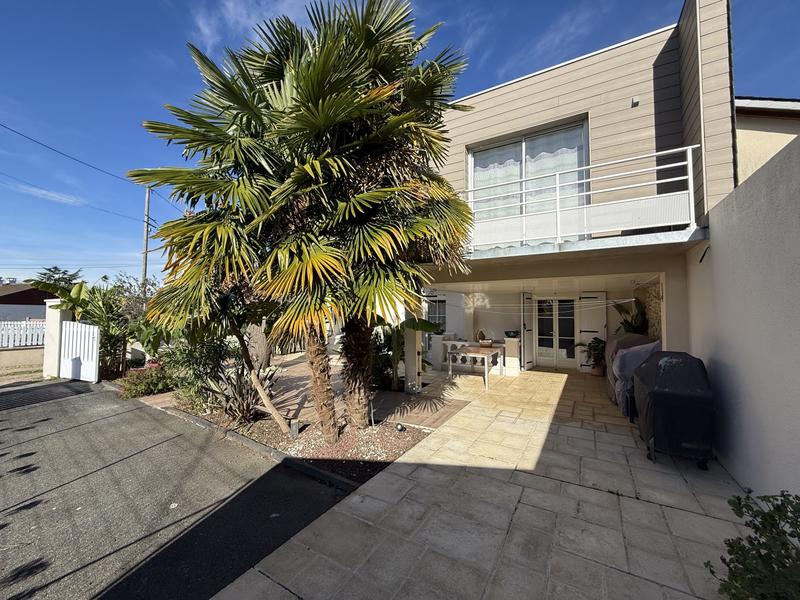 Maison - 138 m² - 5 pièces