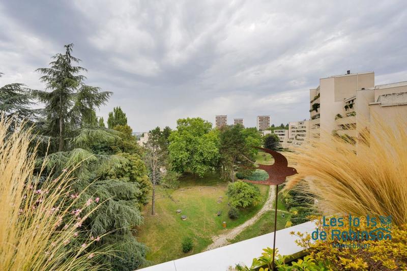 Duplex - 141 m² - 7 pièces