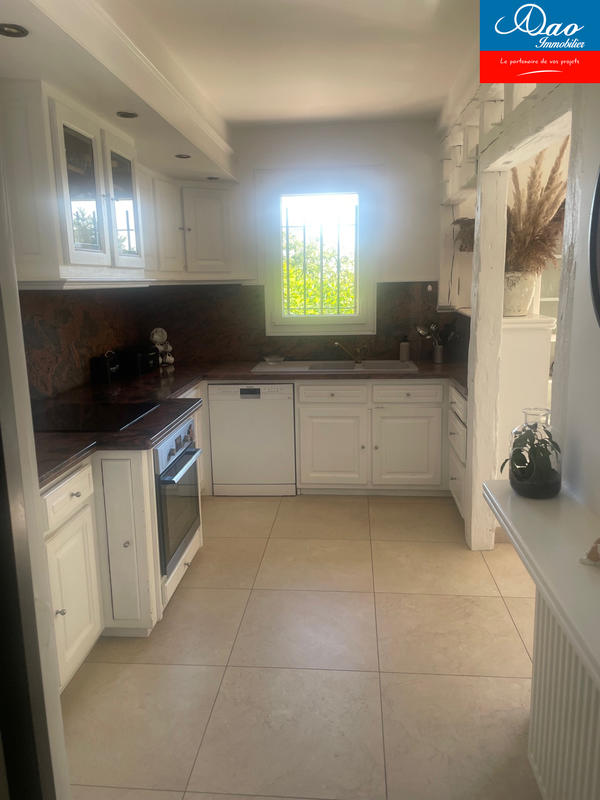 Maison - 192 m² - 8 pièces