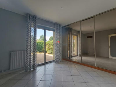 Maison traditionnelle - 175 m² - 6 pièces