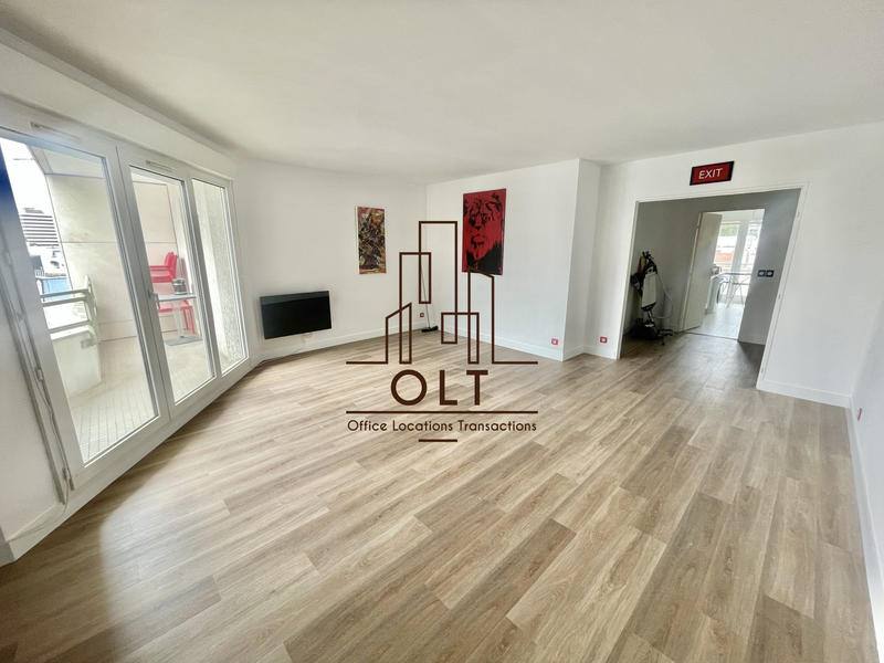 Appartement - 99 m² - 4 pièces