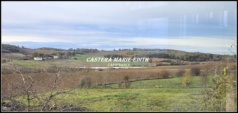 Terrain constructible - 1 841 m²