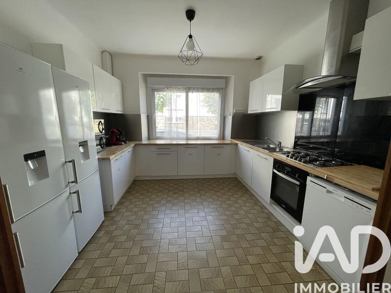 Maison de ville - 147 m² - 9 pièces