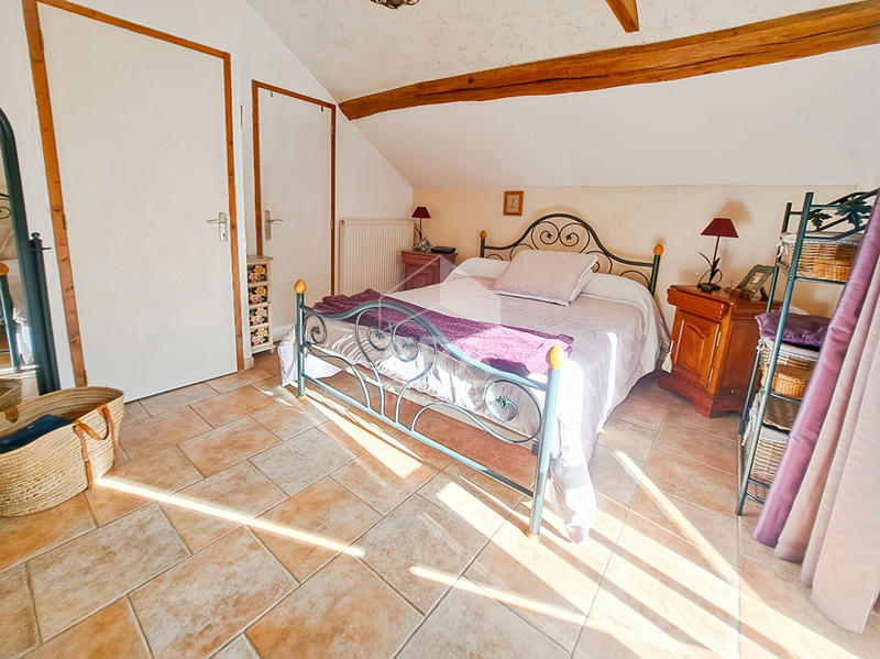 Maison - 96 m² - 4 pièces