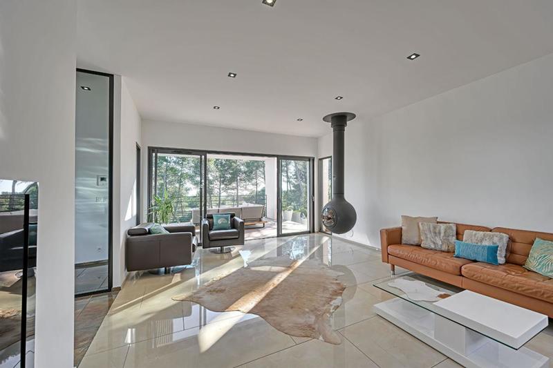 Demeure - 400 m² - 11 pièces