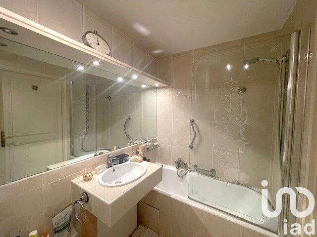 Appartement - 120 m² - 3 pièces