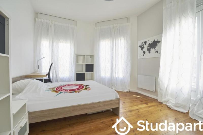 Chambre - 10 m² - 1 pièce