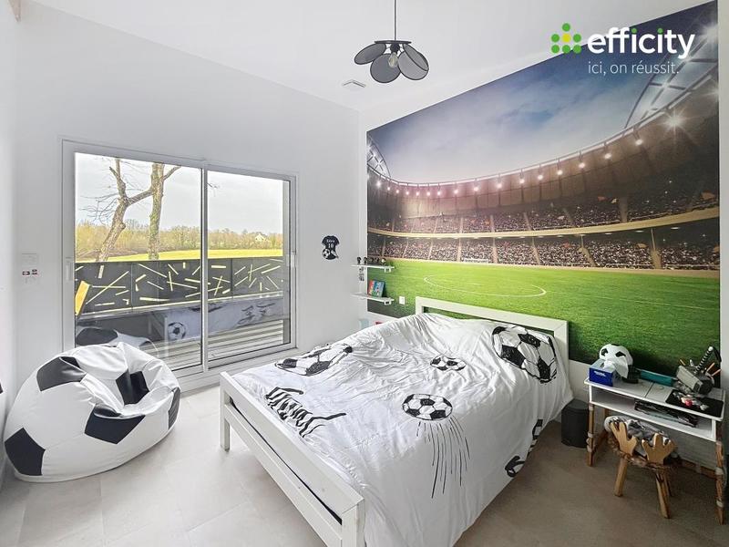 Maison - 175 m² - 6 pièces