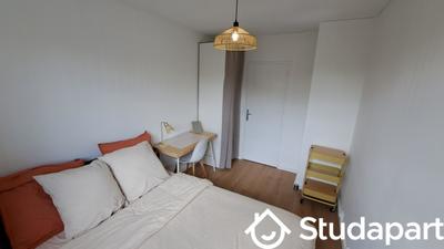 Chambre - 10 m² - 1 pièce