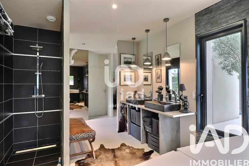 Maison - 150 m² - 7 pièces