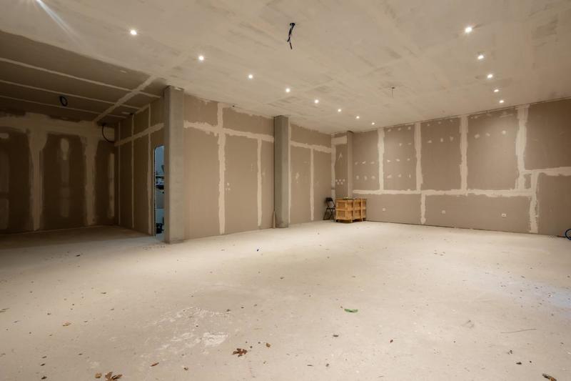 Local commercial - 99 m²