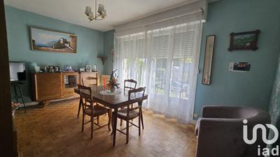 Maison - 96 m² - 5 pièces