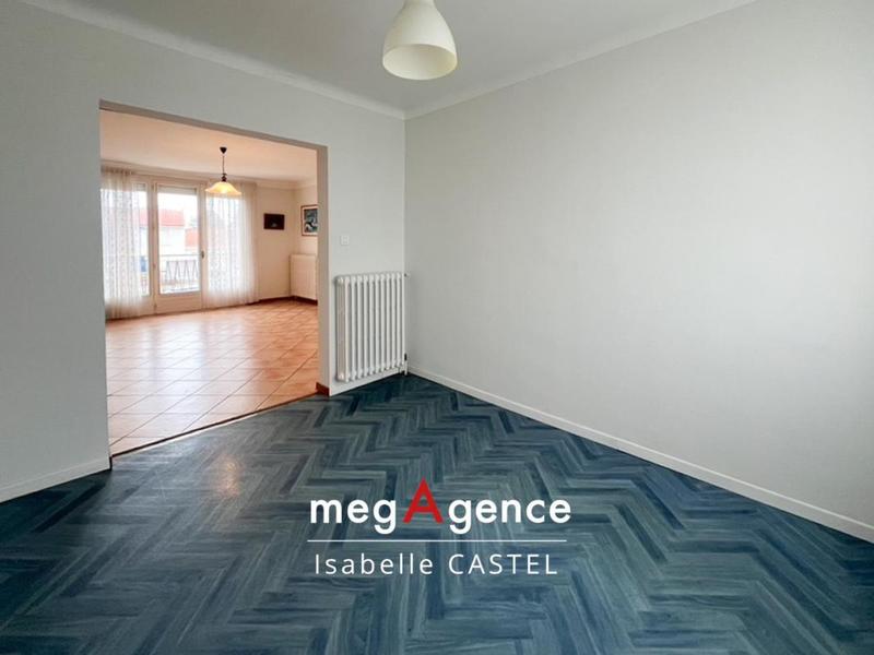 Maison traditionnelle - 104 m² - 6 pièces