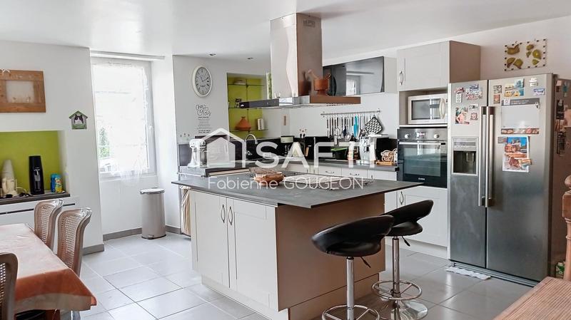 Maison - 205 m² - 7 pièces