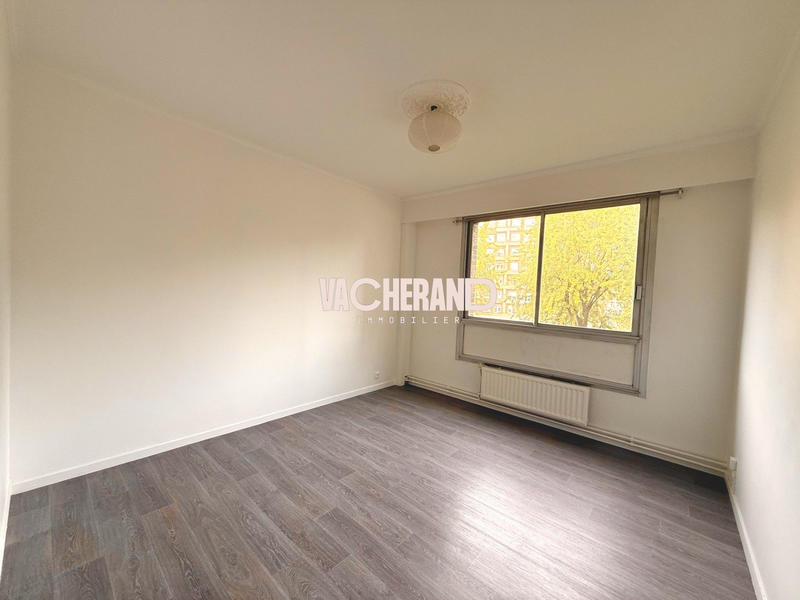 Appartement - 81 m² - 3 pièces