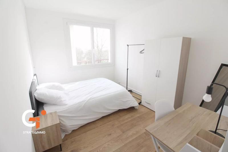 Appartement - 11 m² - 5 pièces