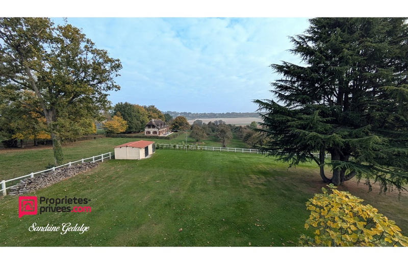 Maison - 185 m² - 7 pièces