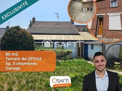 Maison - 95 m² - 5 pièces