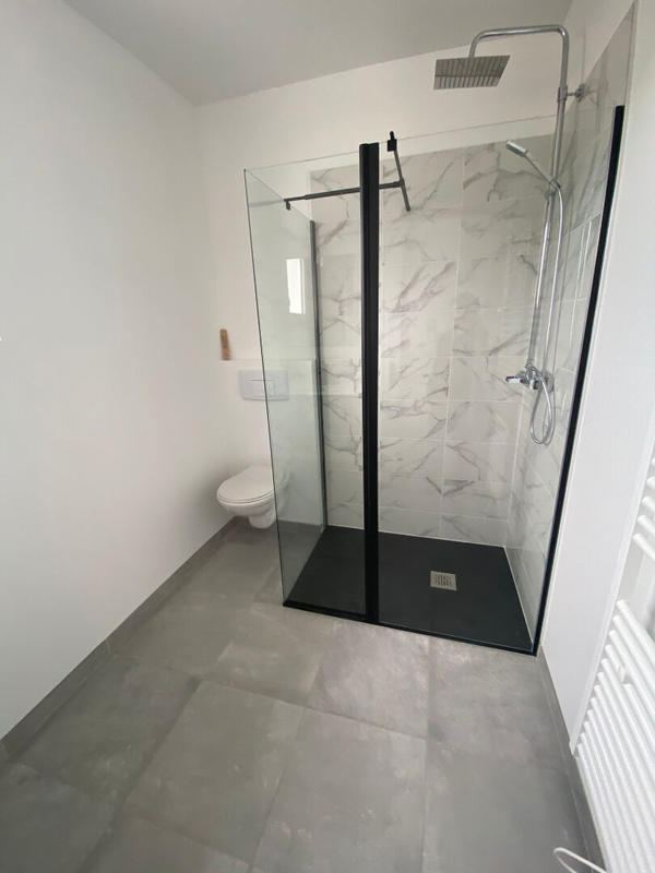 Immeuble de bureaux - 200 m² - 8 pièces