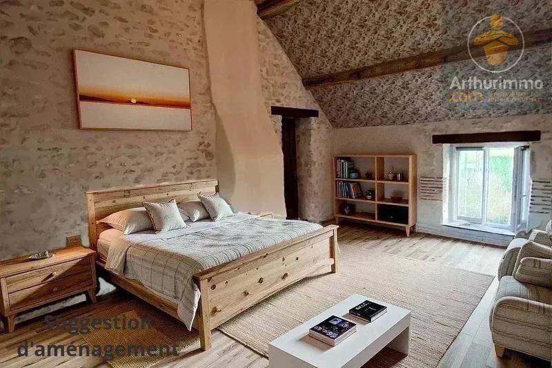 Maison - 273 m² - 8 pièces