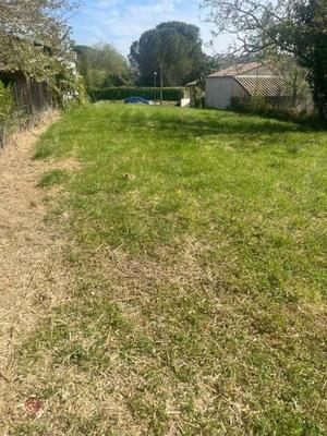 Terrain constructible - 523 m²