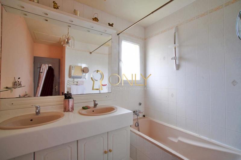 Maison - 112 m² - 5 pièces