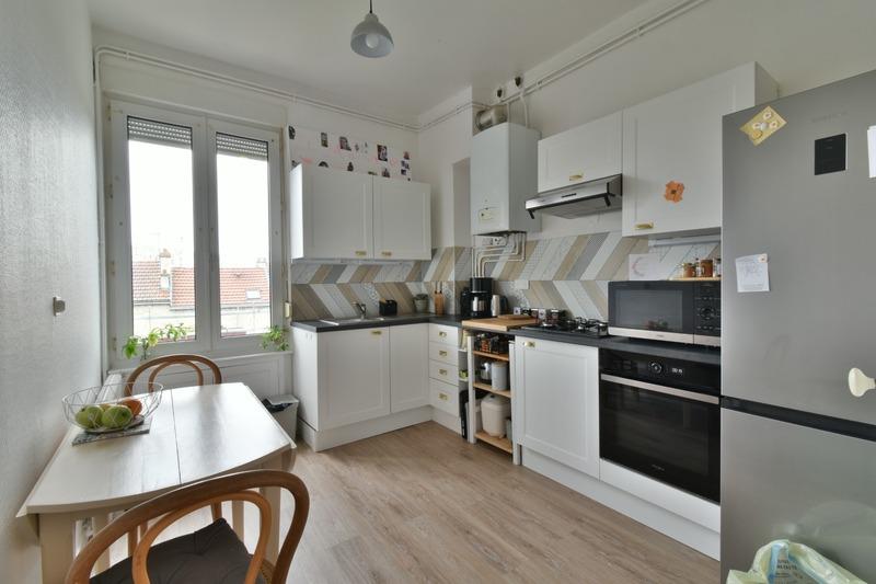 Appartement - 77 m² - 4 pièces