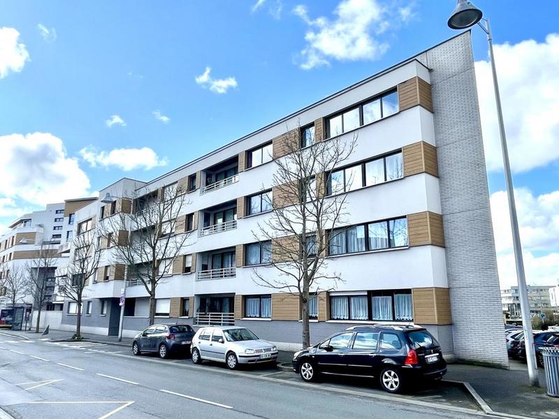 Appartement - 84 m² - 4 pièces