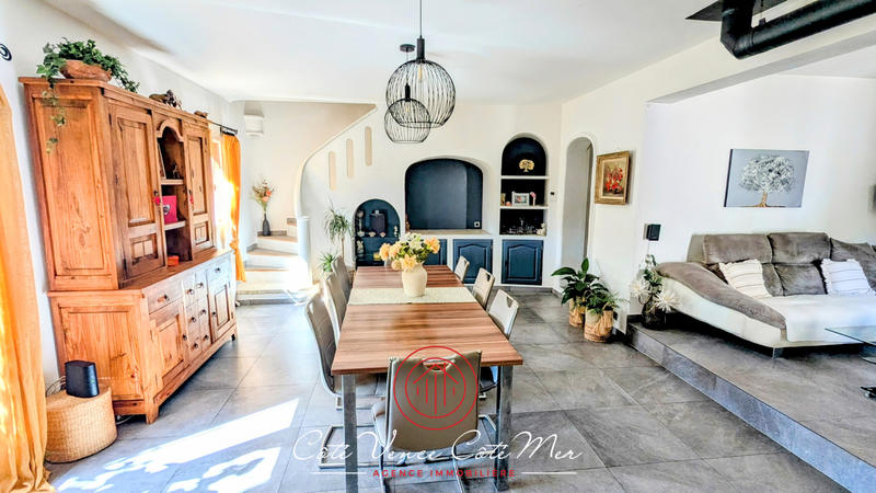 Maison - 107 m² - 4 pièces