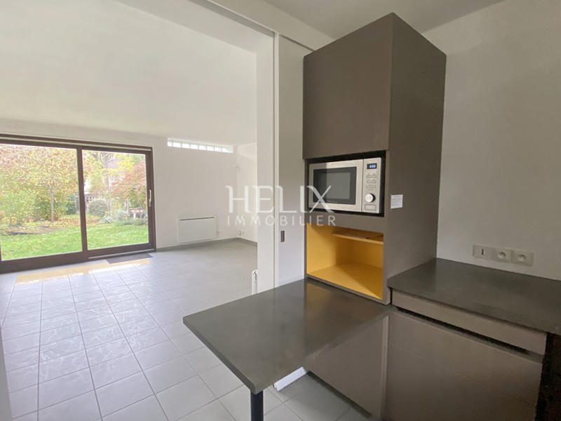 Maison - 98 m² - 5 pièces