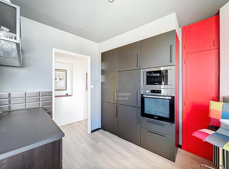 Appartement - 111 m² - 4 pièces