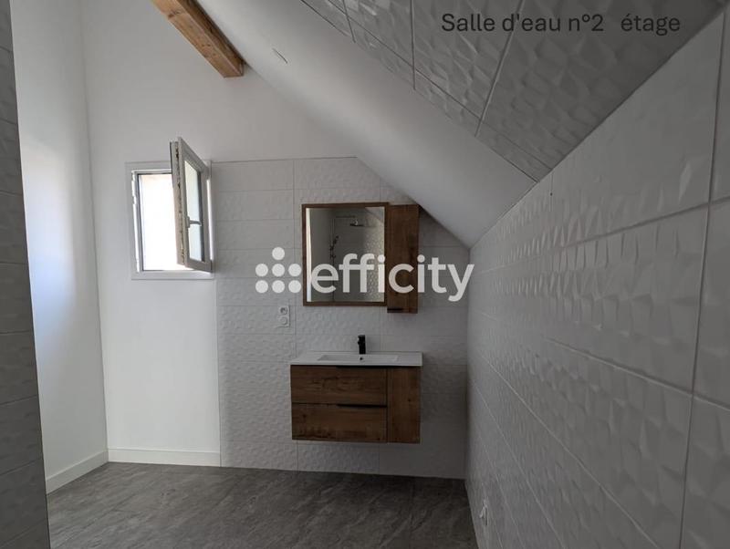 Maison - 165 m² - 6 pièces