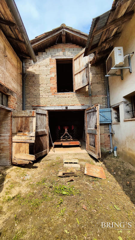 Maison - 202 m² - 3 pièces