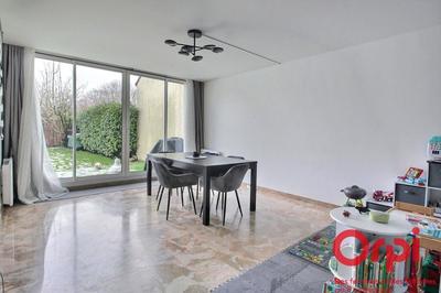 Maison - 101 m² - 5 pièces