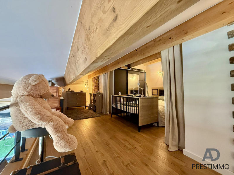 Appartement - 67 m² - 2 pièces