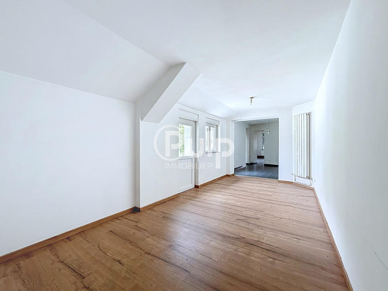 Maison de ville - 105 m² - 6 pièces