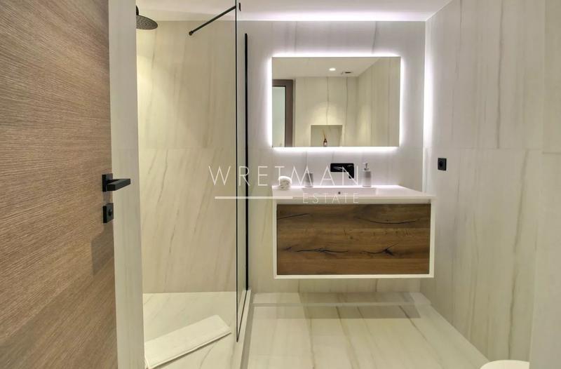 Appartement - 95 m² - 2 pièces