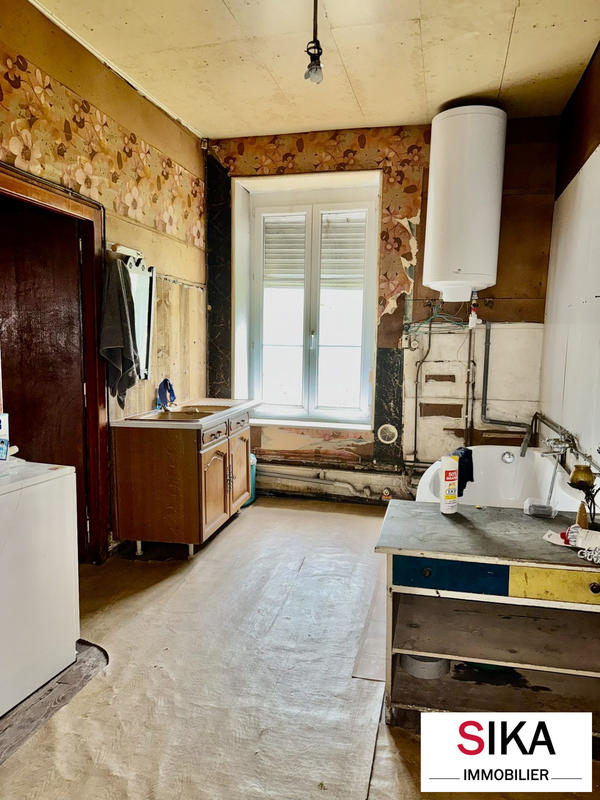 Maison ancienne - 303 m² - 10 pièces