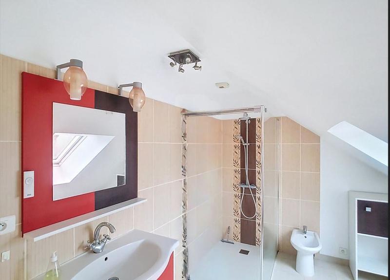 Maison - 178 m² - 7 pièces