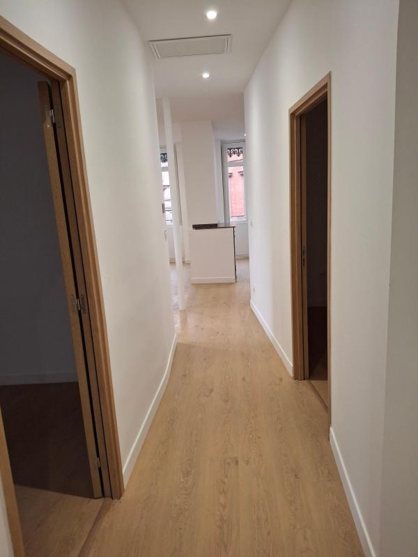 Appartement - 102 m² - 5 pièces