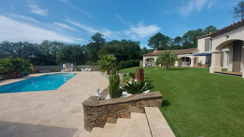 Villa - 187 m² - 5 pièces