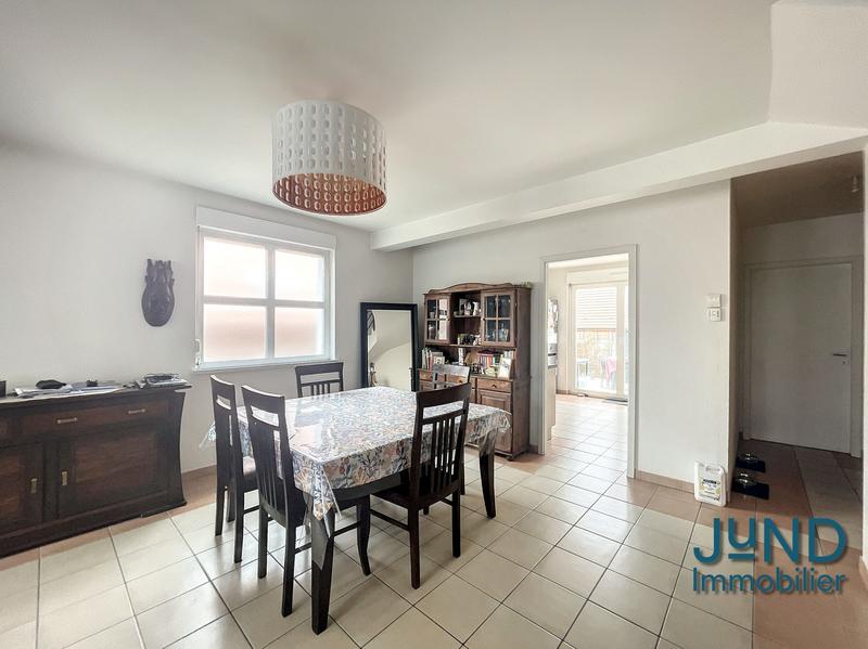 Maison - 94 m² - 5 pièces