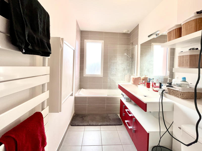 Maison - 86 m² - 5 pièces