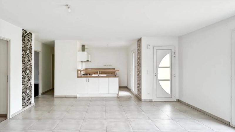 Maison - 102 m² - 5 pièces